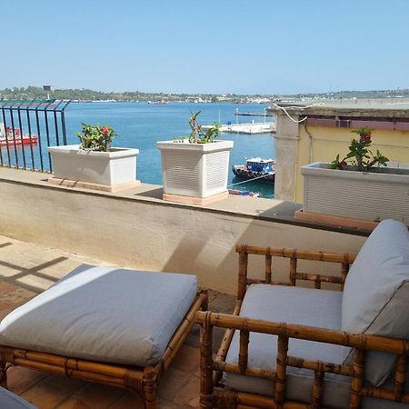 Villa Sul Molo Tra Siracusa E Catania Augusta Szoba fotó